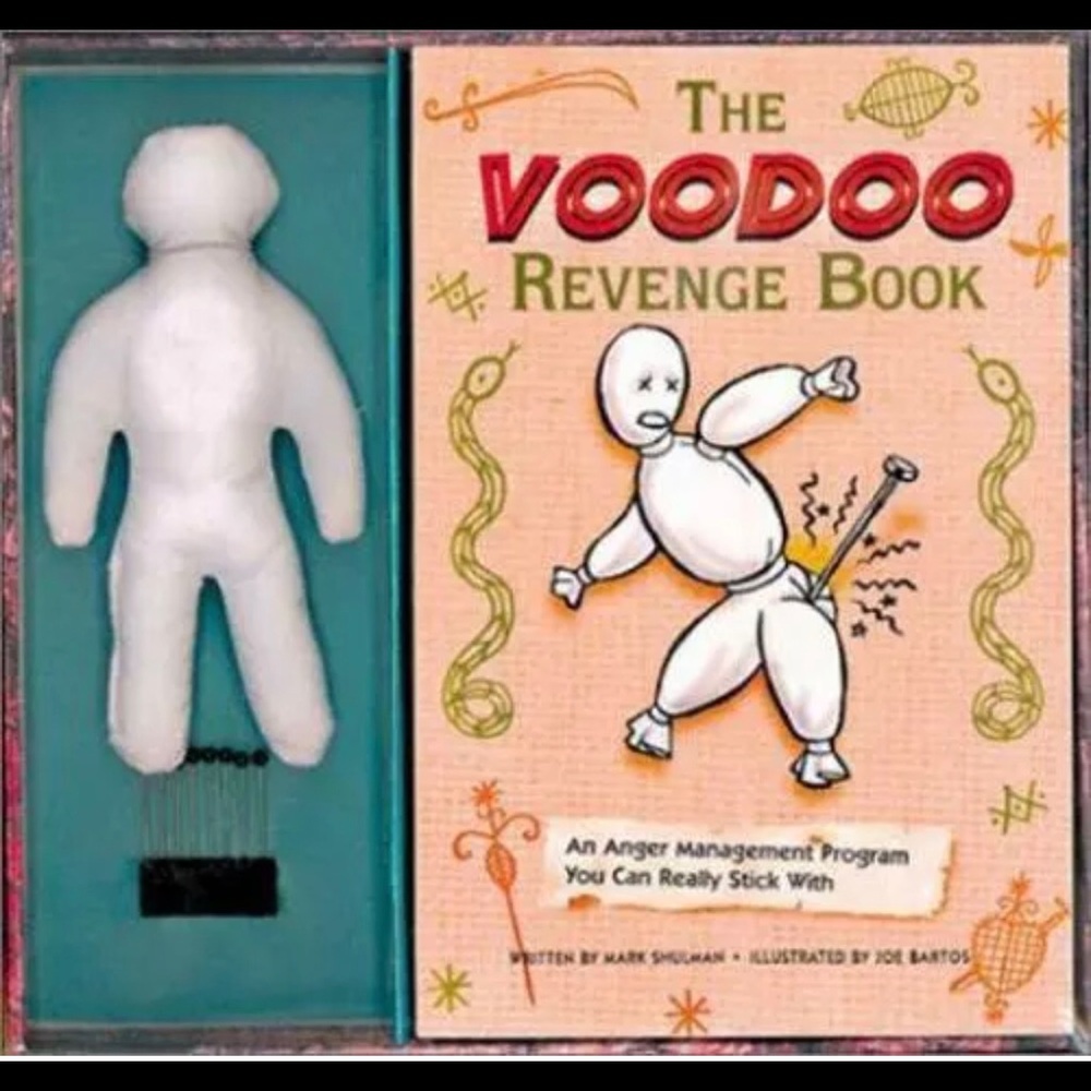 📒The Voodoo Revenge Book & Kit | by: Mark Shulman